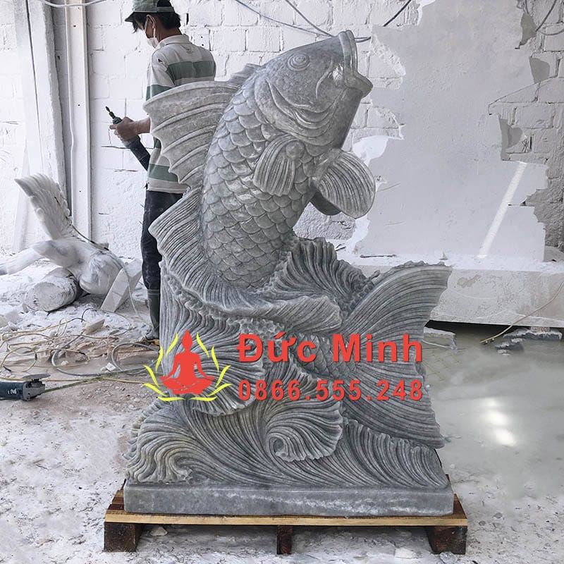 Tượng Cá Chép Đá Xám Phong Thủy Đẹp Tại Đà Nẵng