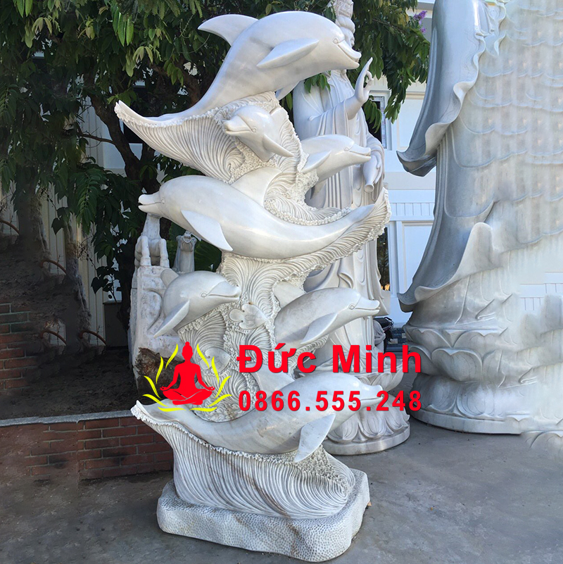 Tượng Cá Heo Đá Đặt Tại Khu Du Lịch Sinh Thái