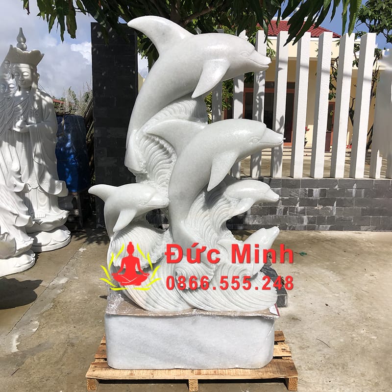 Tượng Cá Heo Đá Phun Nước Bằng Đá Tự Nhiên
