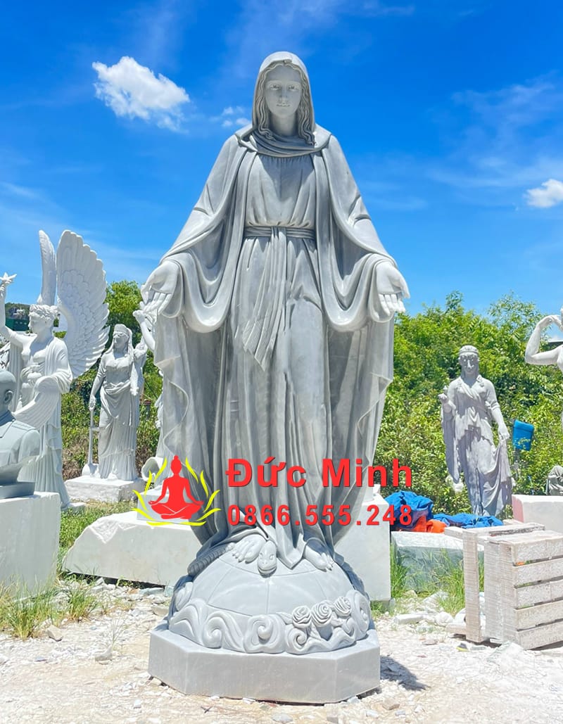 Tượng Đức Mẹ Ban Ơn Bằng Đá Tự Nhiên Nguyên Khối Đẹp