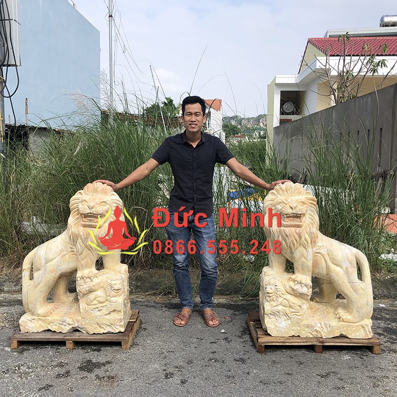 Cặp Tượng Sư Tử Đá Cẩm Thạch Vàng Phong Thủy Đẹp Tại Sài Gòn
