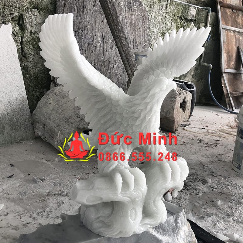 Tượng Đại Bàng Đá Tung Cánh Đá Non Nước Cao 80cm