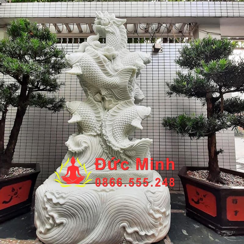 Tượng Cá Chép Đá Phun Nước Trang Trí Hồ Cá