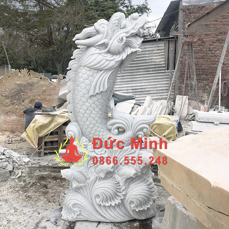 Tượng Cá Chép Đá Phong Thủy Để Trang Trí Khuôn Viên