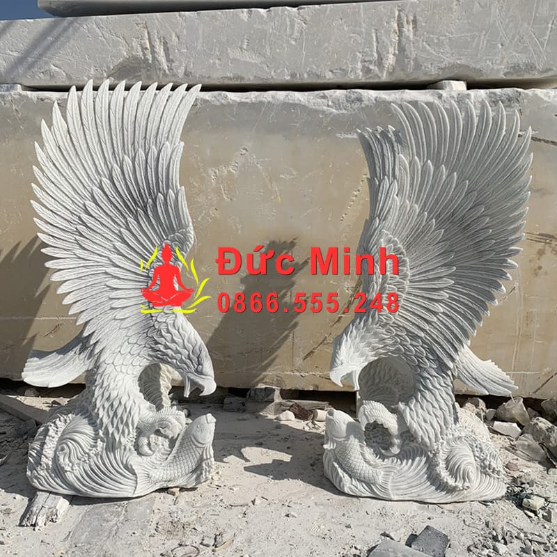 Tượng Đại Bàng Bắt Cá Bằng Đá Cẩm Thạch Trắng Đẹp