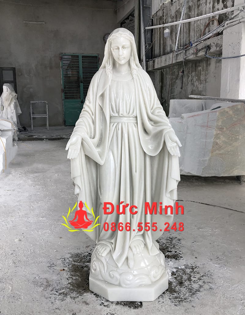 Tượng Đức Mẹ Ban Ơn Bằng Đá Trắng Đẹp Tại Đăk Lăk