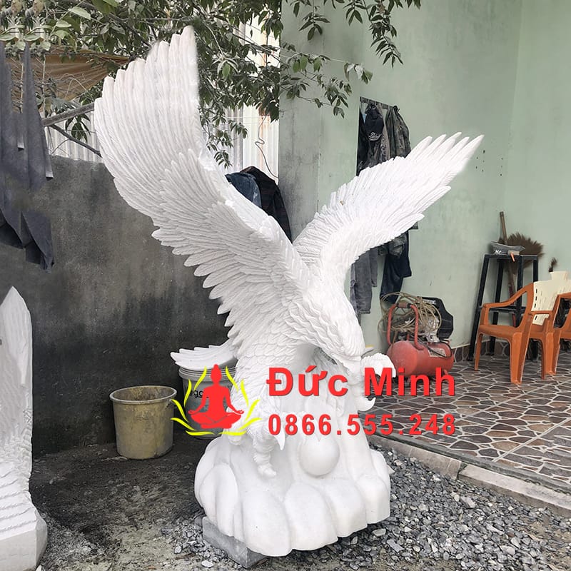 Tượng Đại Bàng Đá Trắng Đẹp Cao 1m2
