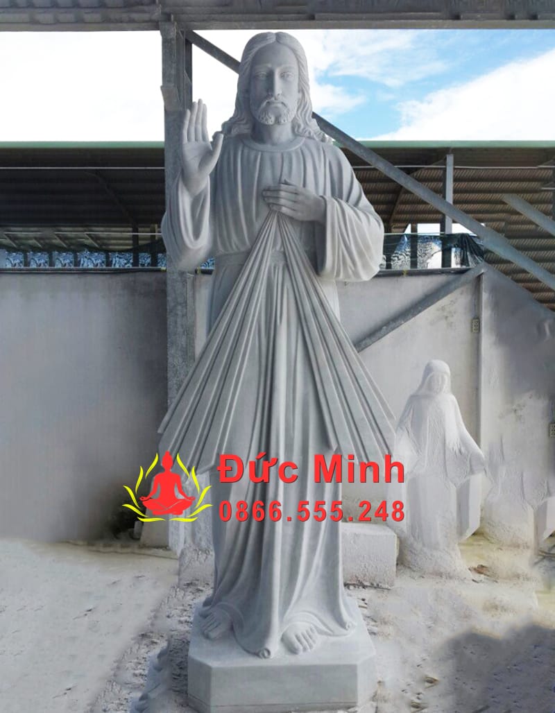 tuong-chua-kito-vua-da-non-nuoc-trang-dep