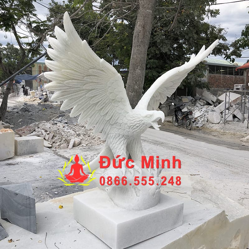 Tượng Đại Bàng Đá Tung Cánh Đẹp Tại Nam Định