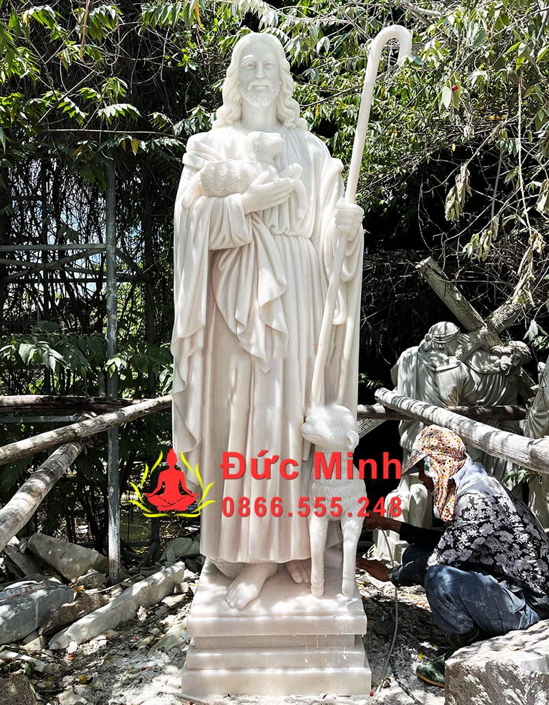 Tượng Chúa Giêsu Chăn Chiên Lành Đá Tự Nhiên Nguyên Khối