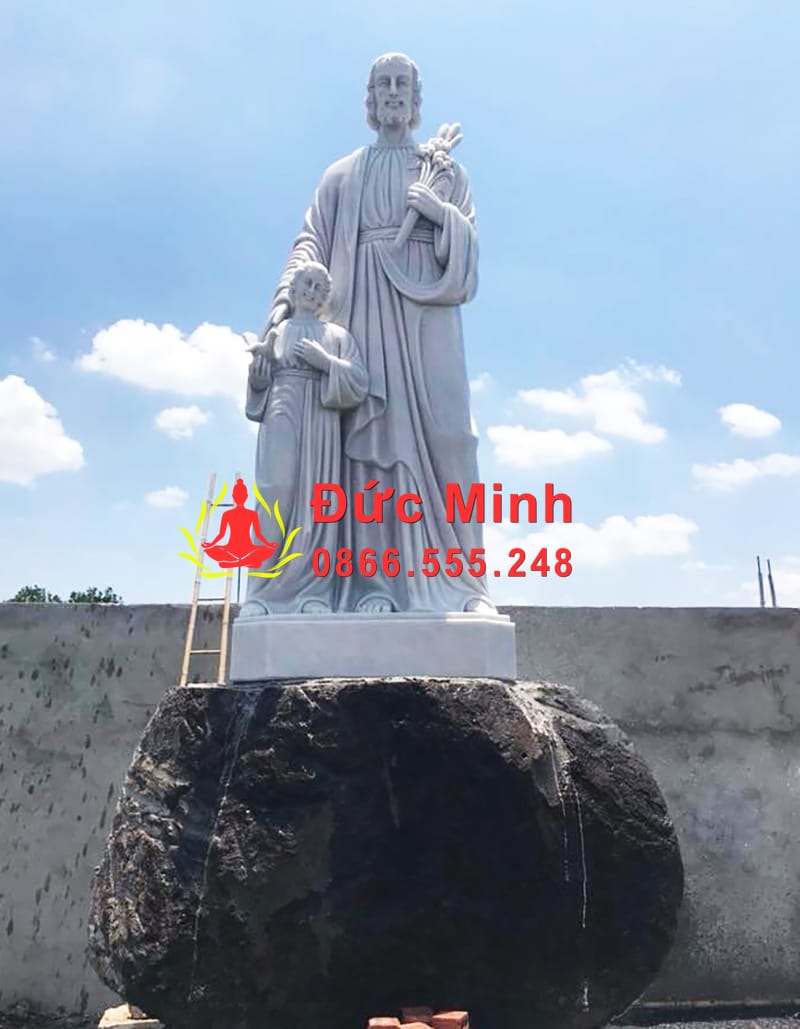 Tượng Thánh Giuse Dắt Chúa bằng Đá Non Nước Đẹp Cao 2m5