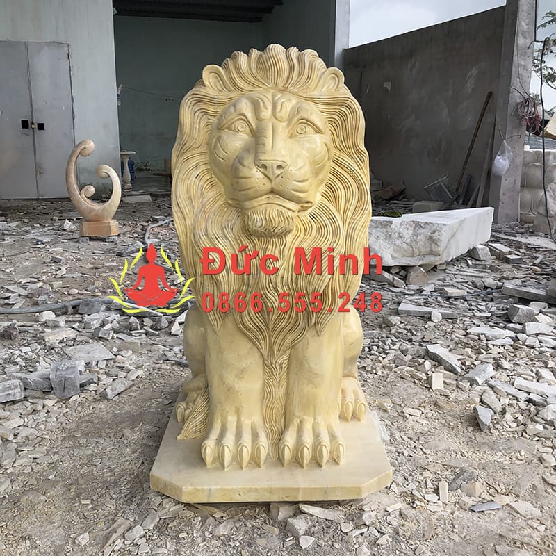Tượng Sư Tử Vàng Thu Hút Phong Thủy Cho Biệt Thự Tại Hồ Chí Minh