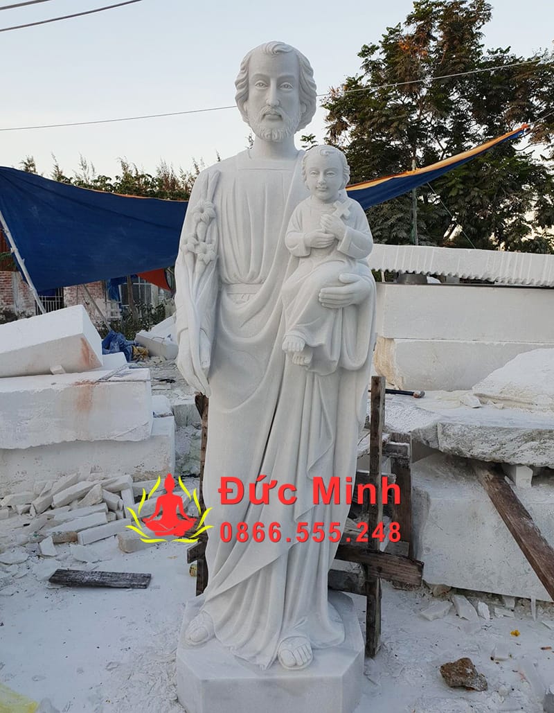 Tượng Thánh Giuse Bồng Chúa Hài Đồng Đá Trắng Đẹp Tại Bình Định