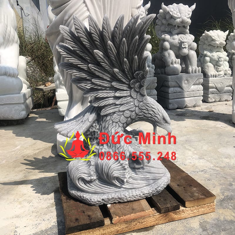 tuong-dai-bang-da-phong-thuy-dep-tai-da-nang