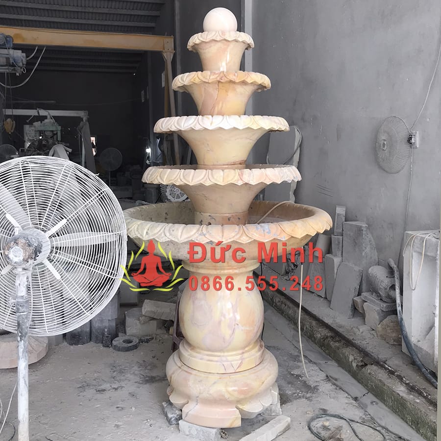 Đài Phun Nước Đá Vàng Phong Thủy Đẹp Tại Lai Châu