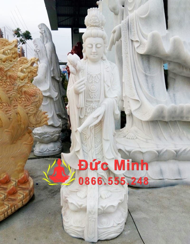 Tượng Mẹ Quan Thế Âm Đá Trắng Nguyên Khối Chế Tác Kỳ Công Tại Nghệ An