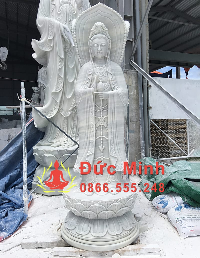 Tượng Quan Âm Đá Trắng Tự Nhiên Nguyên Khối Cao 2,5m
