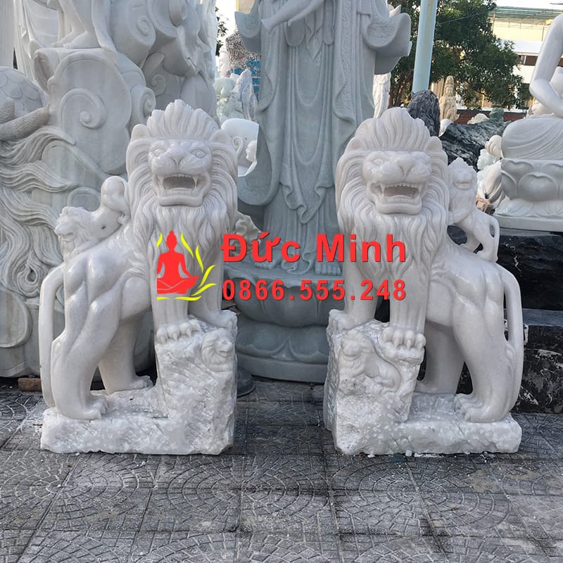 Cặp Sư Tử Đá Vờn Con Đẹp Tại Hà Nội
