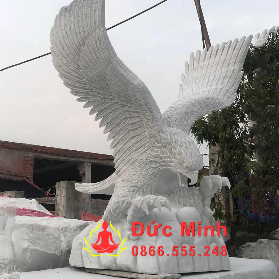 Tượng Đại Bàng Tung Cánh Đá Non Nước Đà Nẵng