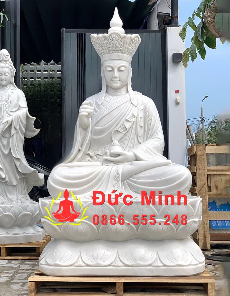Tượng Địa Tạng Ngồi Đá Trắng Non Nước Đà Nẵng