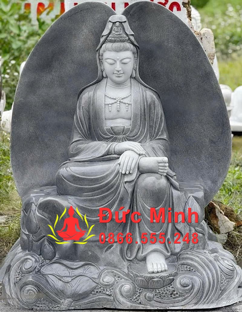 Tượng Quan Âm Tự Tại Đá Xám Đẹp Tự Nhiên