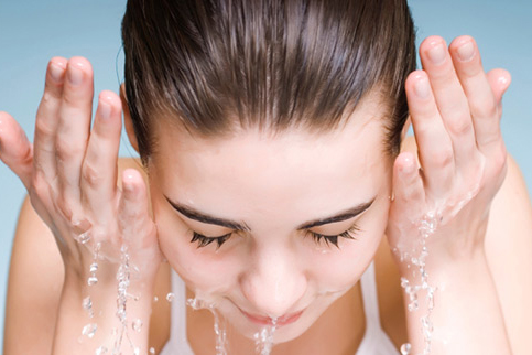Rửa mặt bao nhiêu lần một ngày là đủ