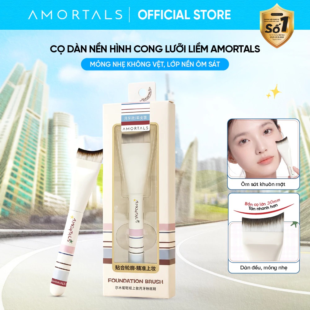 Cọ Tán Nền Hình Lưỡi Liềm AMORTALS Effortless Application Crescent Foundation Brush