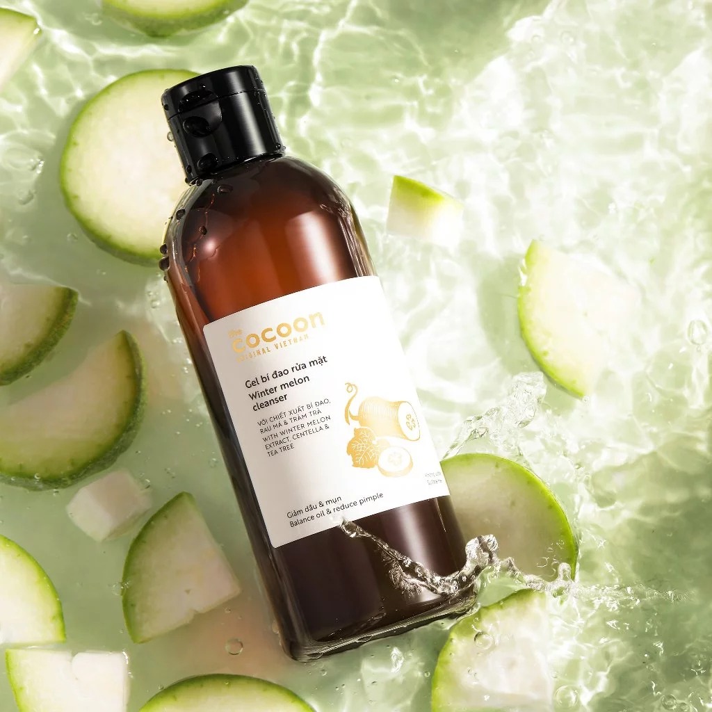 Gel Rửa Mặt Cocoon Bí Đao Hỗ Trợ Giảm Dầu Và Mụn Winter Melon Cleanser