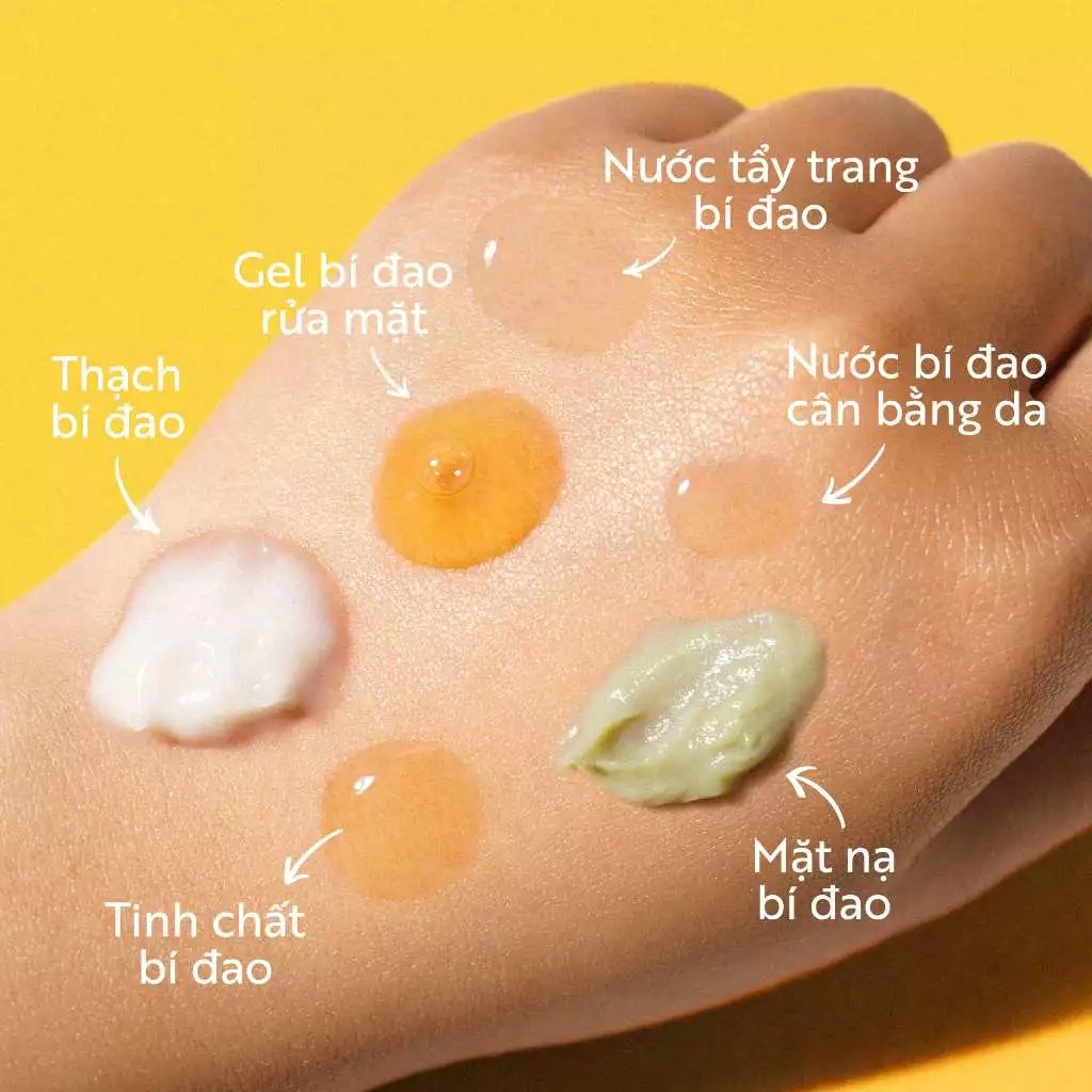 Gel Rửa Mặt Cocoon Bí Đao Hỗ Trợ Giảm Dầu Và Mụn Winter Melon Cleanser