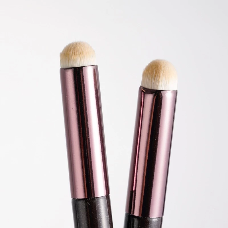 Cọ Tán Môi Đầu Tròn Lùn JARY Round Headred Lip Brush - Kèm Túi