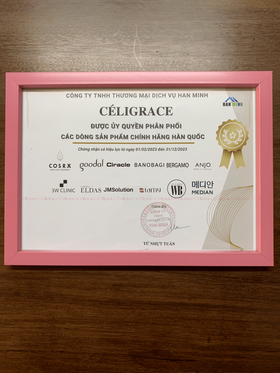 Kem Dưỡng Goodal Nâng Tone Da Premium Tone Up Cream 30ml