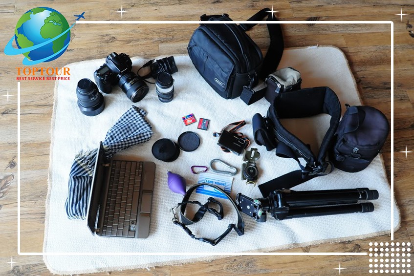 CHIA SẺ CÁC VẬT DỤNG CẦN MANG THEO KHI ĐI DU LỊCH NƯỚC NGOÀI