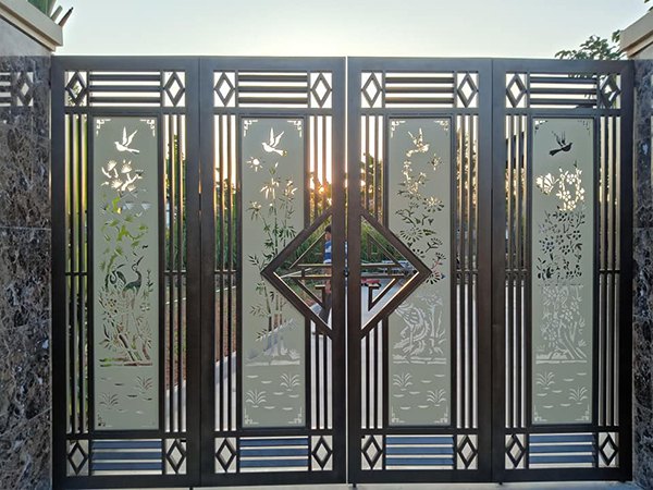 Khám Phá 75 Mẫu Cổng Sắt 2024 Đẹp Ngay Từ Cái Nhìn Đầu Tiên