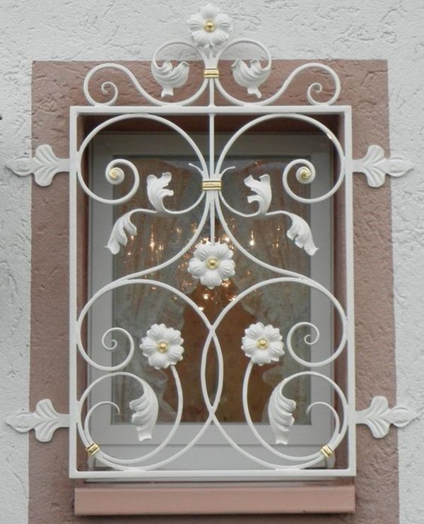 Tìm hiểu về hoa sắt cửa sổ