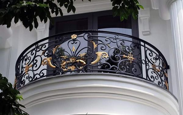 Xem 70 Mẫu Lan Can Ban Công Sắt Nghệ Thuật Đẹp Không Cưỡng Nổi