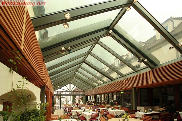 Mái che kính cường lực