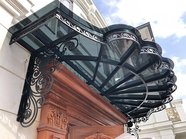 Mái kính sắt nghệ thuật