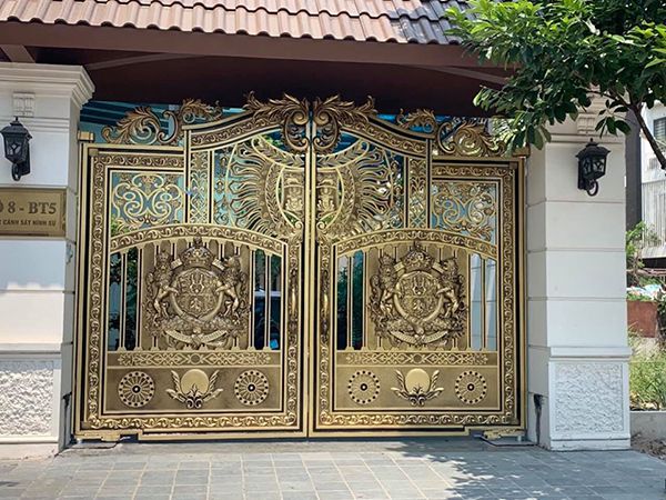 Cổng nhôm đúc bí mật của công trình đẹp cùng thời gian