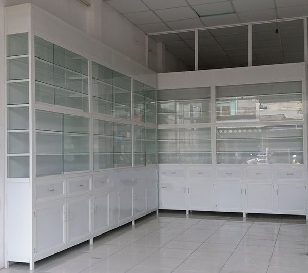 Tủ nhôm kính bày bán thuốc tây