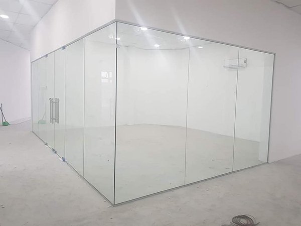 Khám Phá 50 Mẫu Vách Kính Cường Lực Đẹp Không Thể Tin Nổi