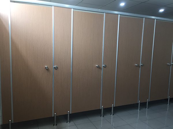 Tấm vách ngăn vệ sinh Composite