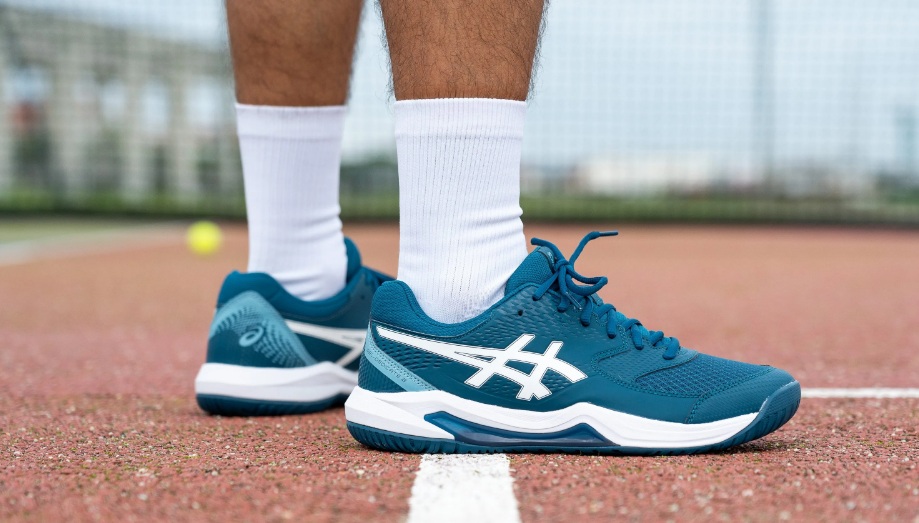 [Chia sẻ] Chơi Pickleball đi giày gì thoải mái, linh hoạt khi thi đấu?