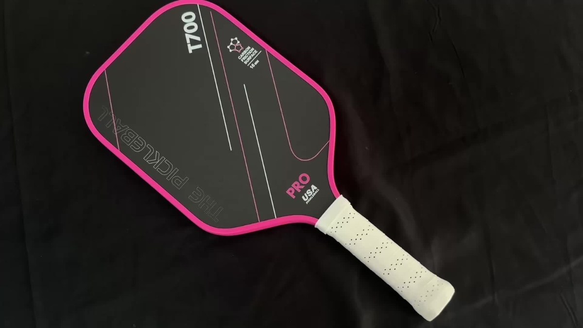 Vợt pickleball T700: Lựa chọn cho lối chơi kiểm soát và sức mạnh