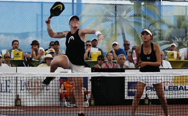 Cách thực hiện kỹ thuật Overhead Smash trong Pickleball và những lưu ý