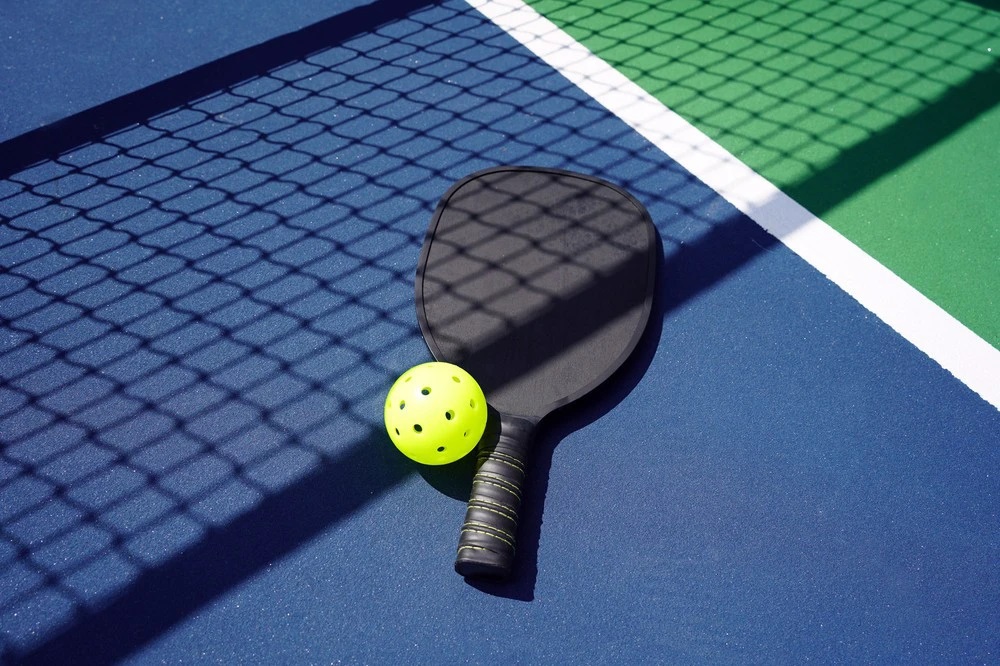 [Giải đáp] Vợt Pickleball làm bằng gì?