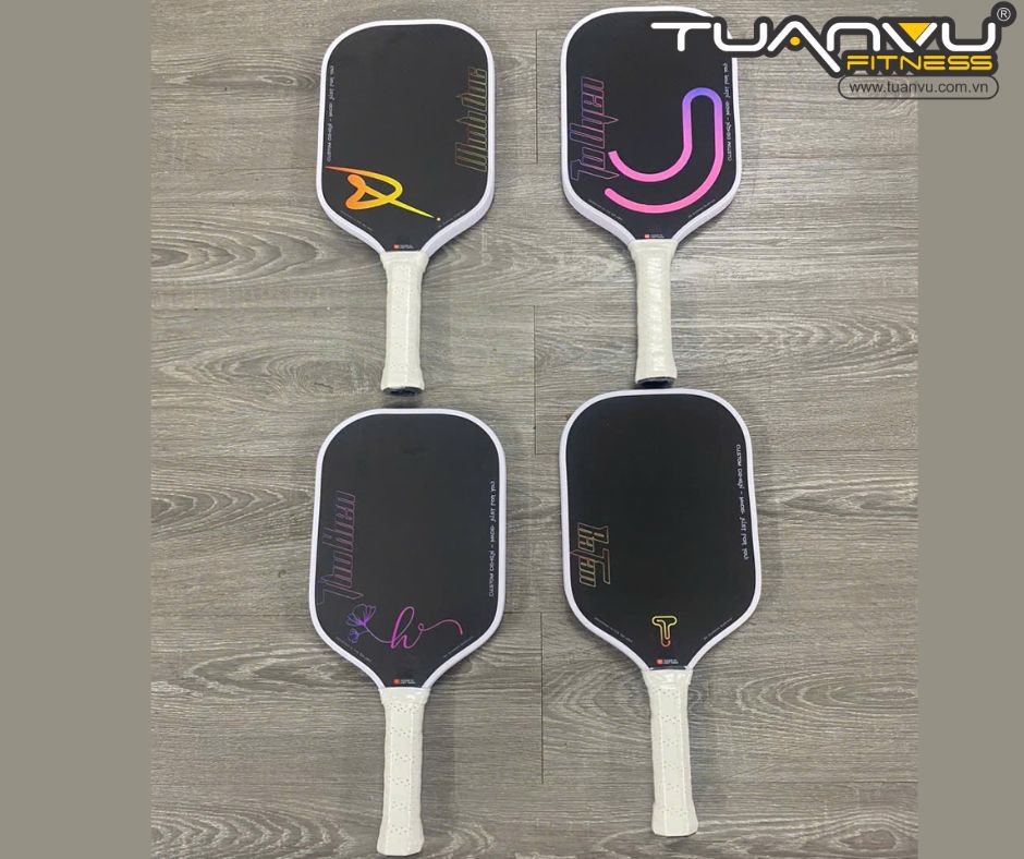 Vợt Pickleball Carbon 3K biếu sếp