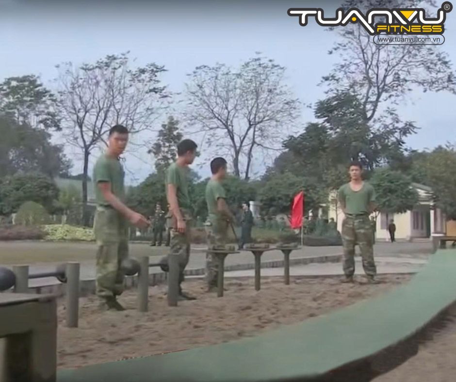 Cầu bập bênh quân đội TVQD07