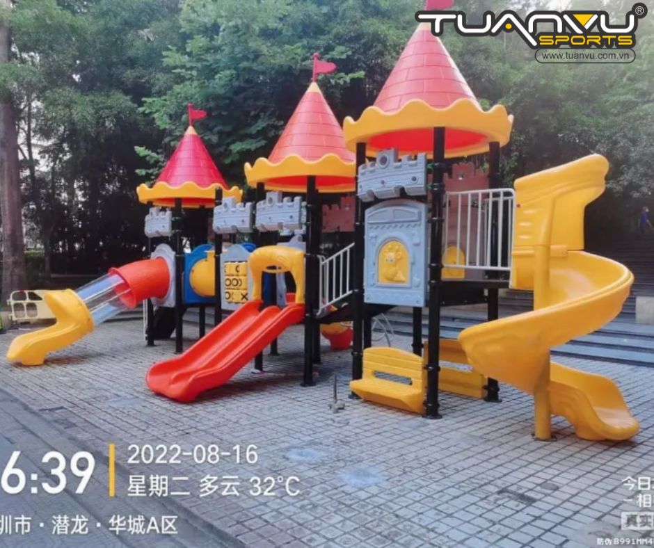 Lâu đài cổ tích ngoài trời 2 tầng