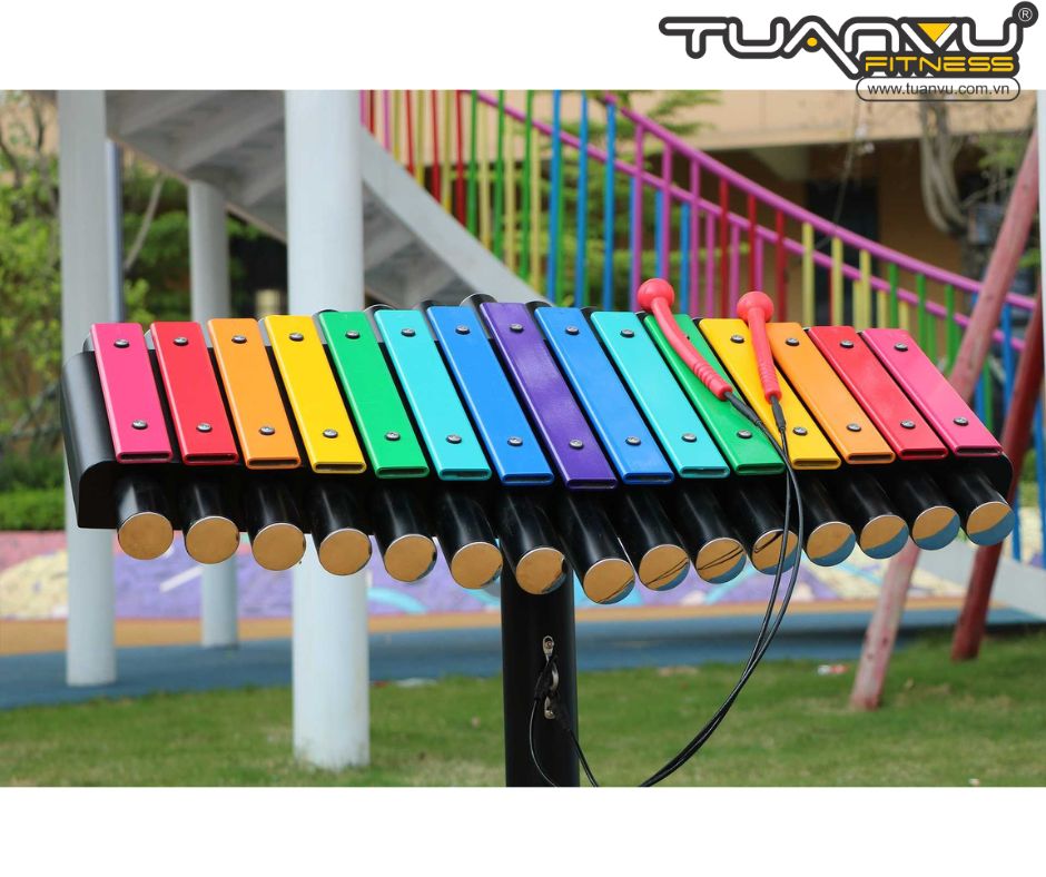 Nhạc cụ gõ ngoài trời