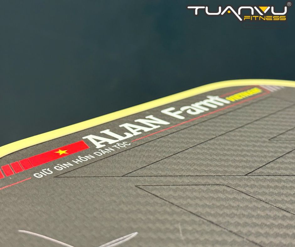 Vợt Pickleball CEO Tập đoàn King ALAN